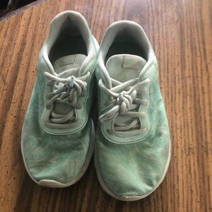 Girls size 3 Nike shoes